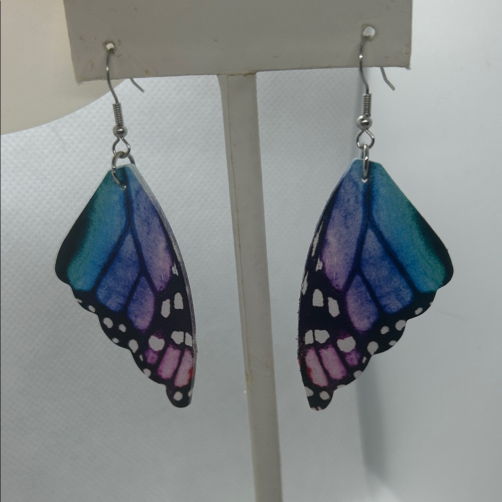 NWOT Butterfly Wing Earrings
